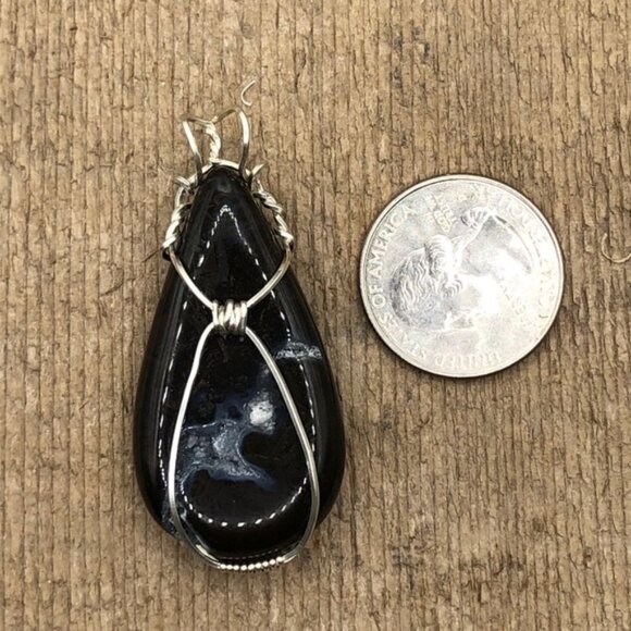 Dark Banded Agate w/ Geode Crystals Necklace Pendant - Picture 4 of 5